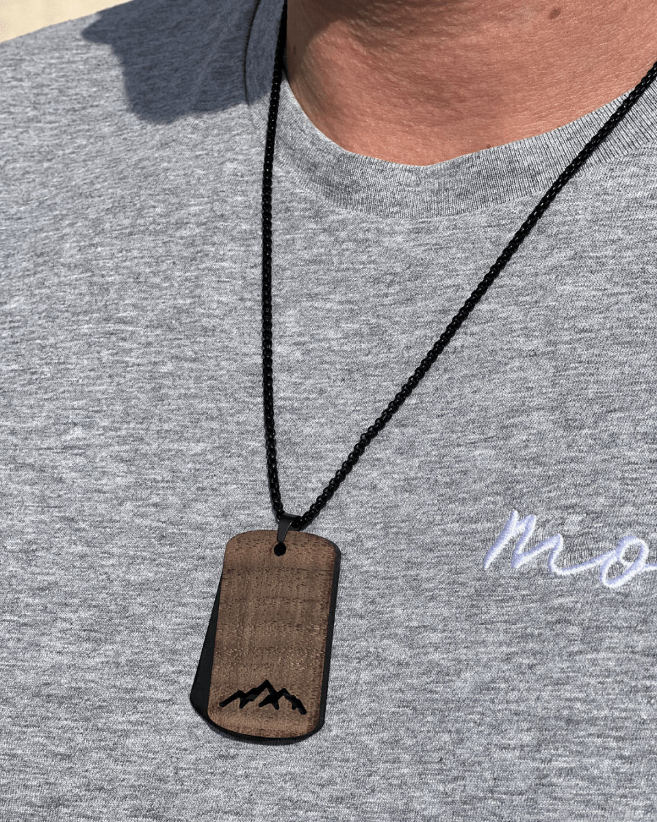 Dogtag - Kette Edelstahl & Holz – Berge - wood stud - Holzohrringe - Holzschmuck und mehr