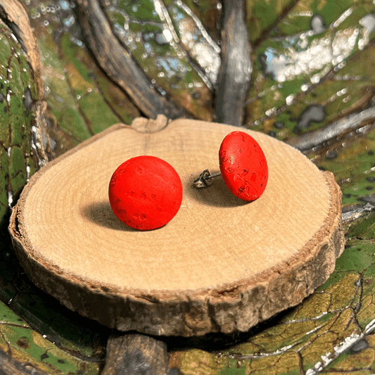 Korkohrstecker Erdbeer-Rot - wood stud - Holzohrringe - Holzdeko und mehr