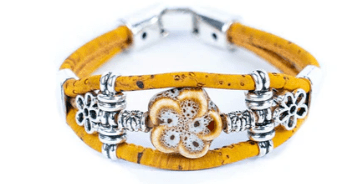 Kork Armband Gebrannte Blüte: gelbe Ausführung.