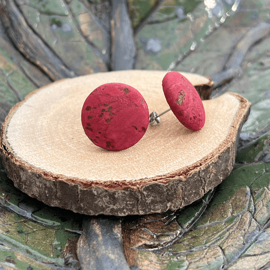 Korkohrstecker beeriges Rot - wood stud - Holzohrringe - Holzschmuck und mehr