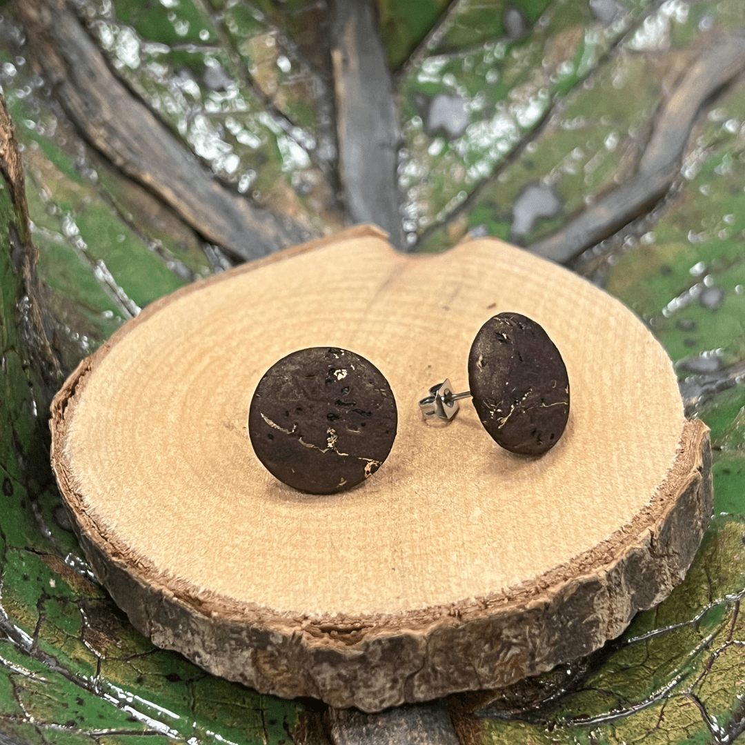 wood stud Korkohrstecker Dunkelbraun mit goldenen Akzenten wood stud