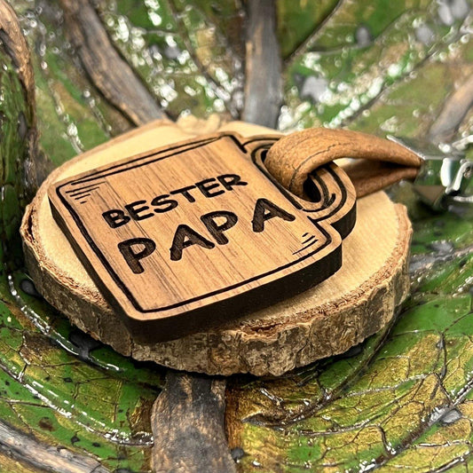 Schlüsselanhänger Tasse Papa - Vatertag- Geburtstag - - wood stud - Holzohrringe - Holzdeko und mehr