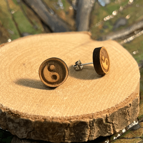 Ying Yang Holz - Ohrstecker - wood stud - Holzohrringe - Holzschmuck und mehr