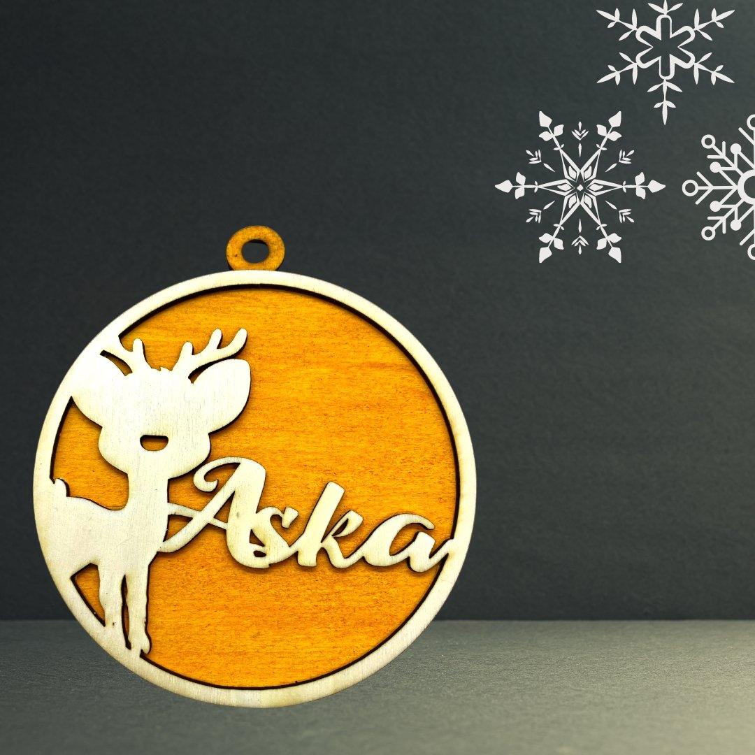 3D Weihnachtsanhänger / Weihnachtskugel Rentier personalisiert - wood stud - Holzohrringe - Holzdeko und mehr