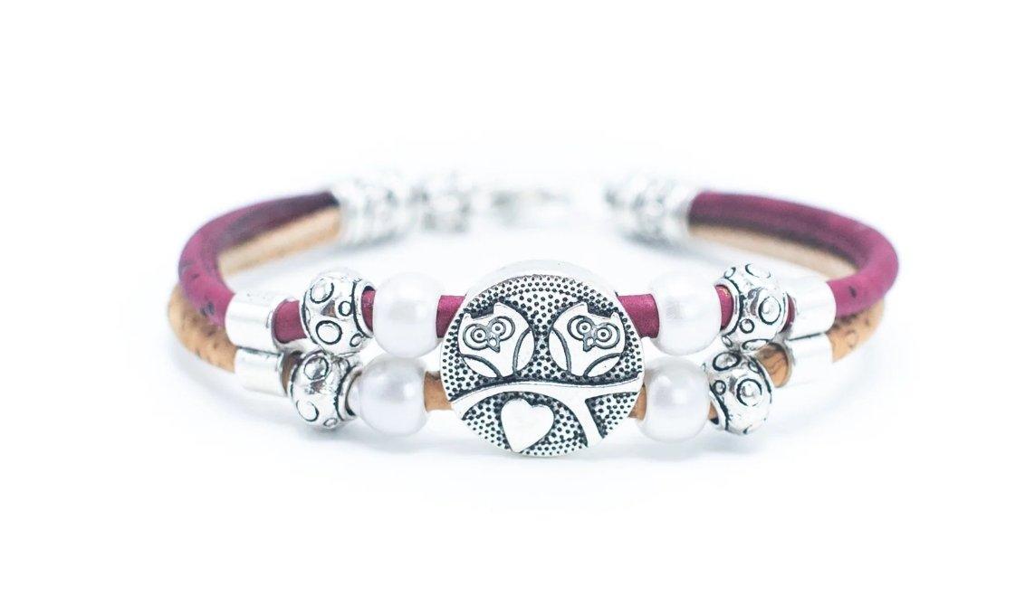 Kork Armband Eulenpaar: violette Ausführung.
