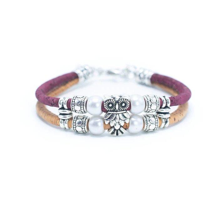 Kork Armband Eule bunt: violette Ausführung.