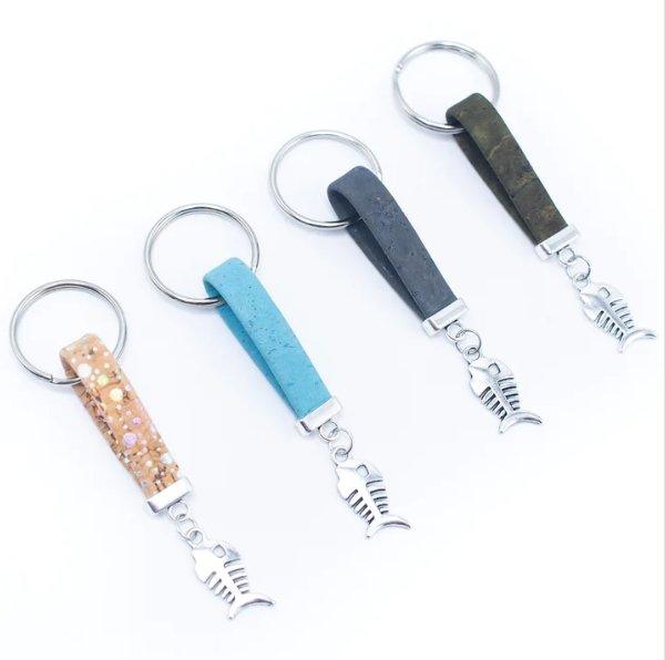 Kork Schlüsselanhänger Fisch - wood stud - Holzohrringe - Holzdeko und mehr