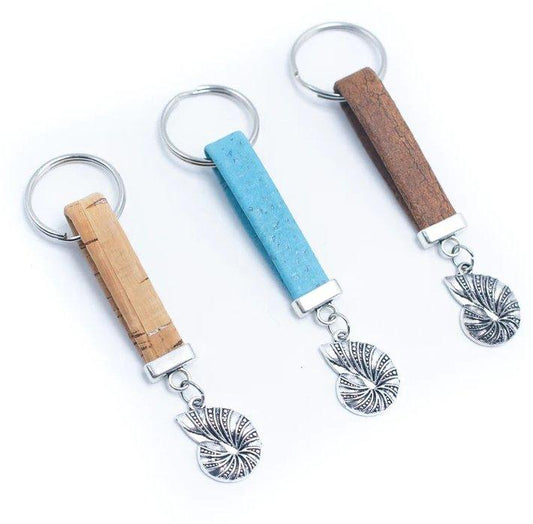 Kork Schlüsselanhänger Muschel - wood stud - Holzohrringe - Holzdeko und mehr