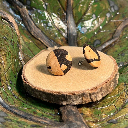 Korkohrstecker gesprenkeltes Schwarzbraun - wood stud - Holzohrringe - Holzdeko und mehr