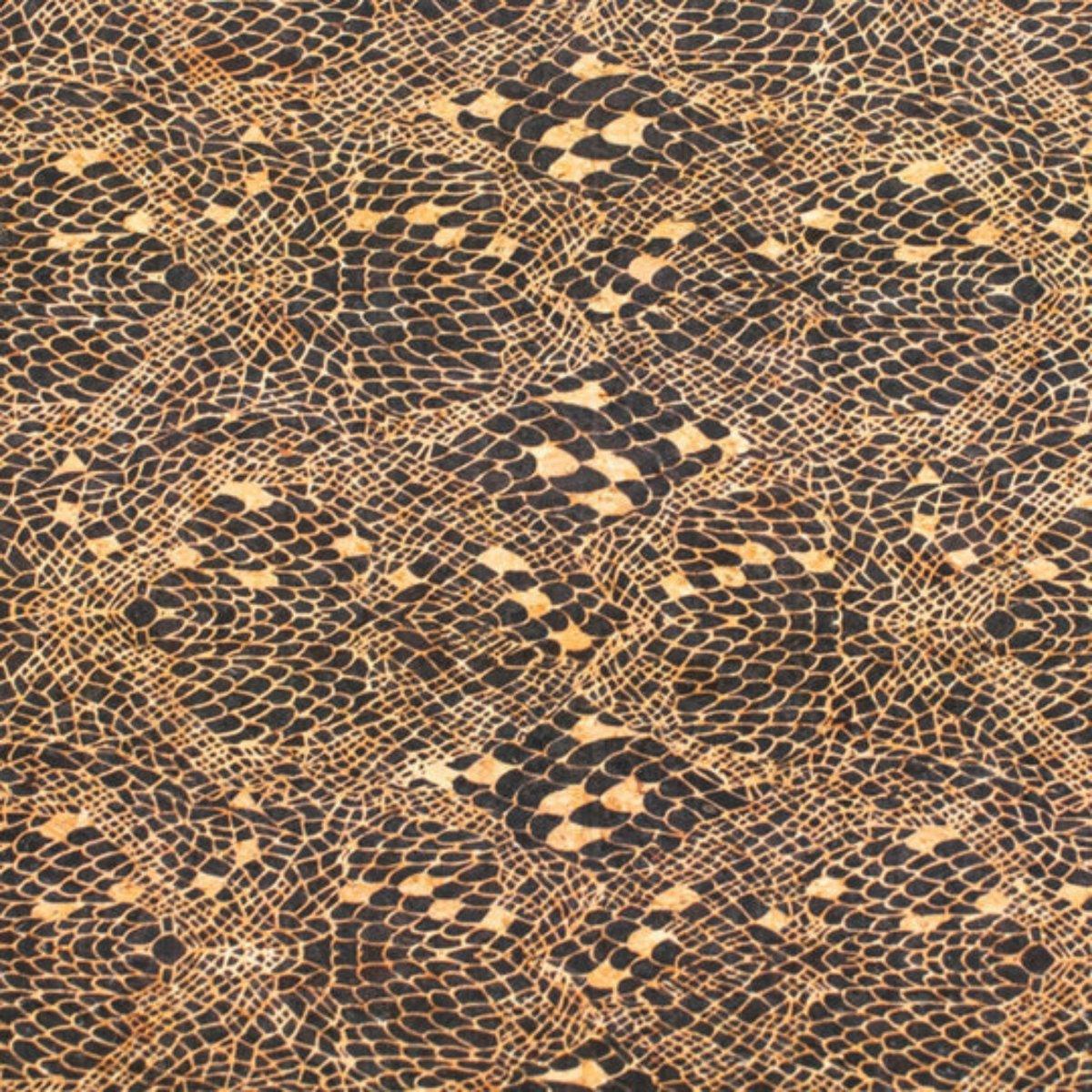 Korkohrstecker Schlangenhaut-Muster - wood stud - Holzohrringe - Holzdeko und mehr