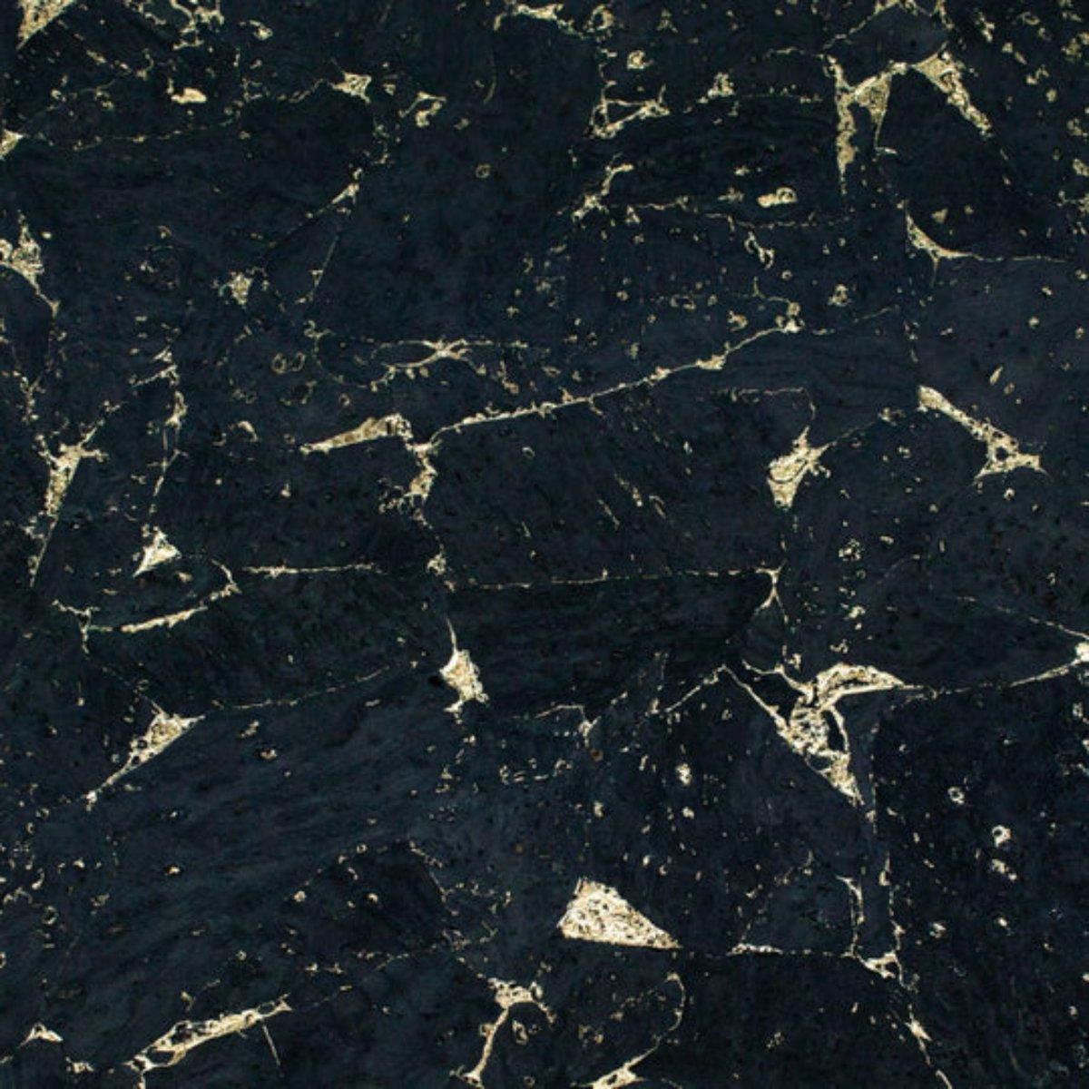 Korkohrstecker Schwarz mit goldenen Akzenten - wood stud - Holzohrringe - Holzdeko und mehr