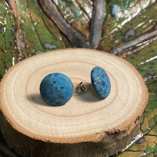 Korkohrstecker Seeblau - wood stud - Holzohrringe - Holzdeko und mehr