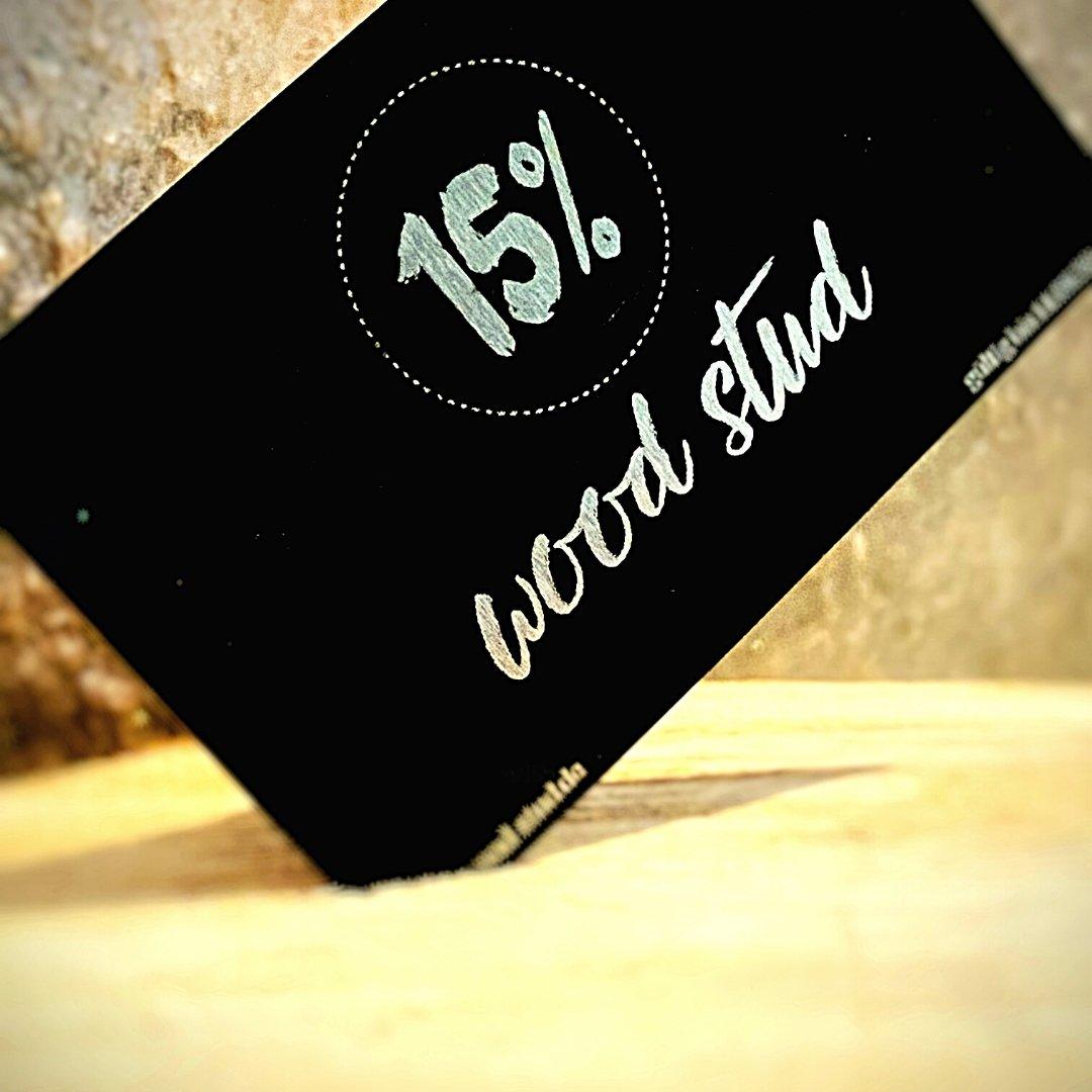 Membercard / VIP / Mitgliedskarte handgemacht- wood stud nachhaltig und kreativ