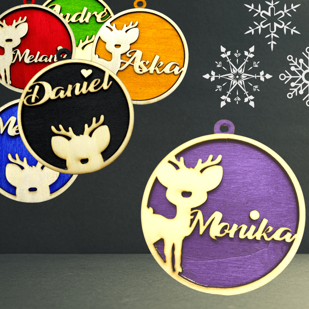3D Weihnachtsanhänger / Weihnachtskugel Rentier personalisiert - wood stud - Holzohrringe - Holzdeko und mehr