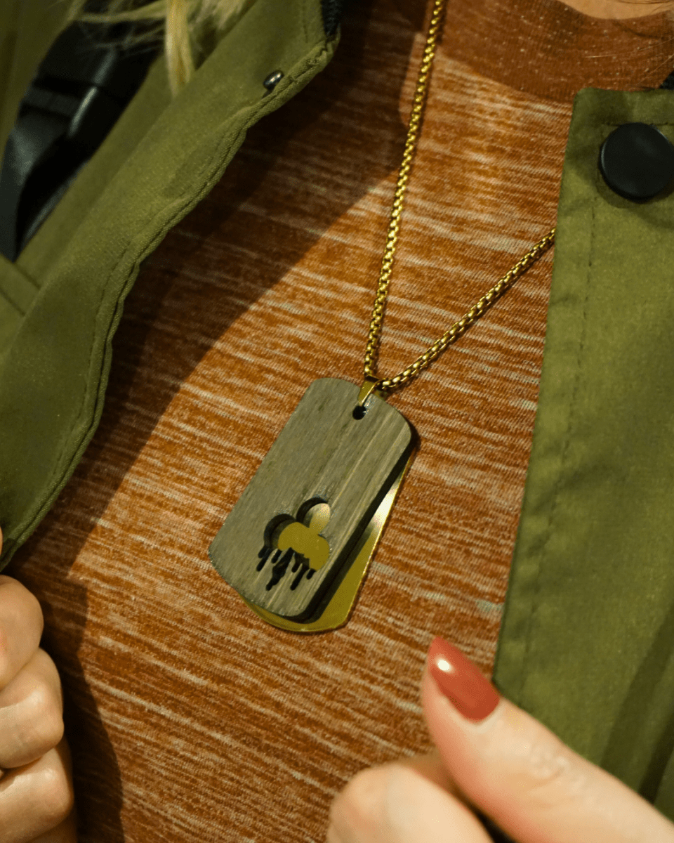 Dogtag - Kette Edelstahl & Holz – Gold - wood stud - Holzohrringe - Holzschmuck und mehr
