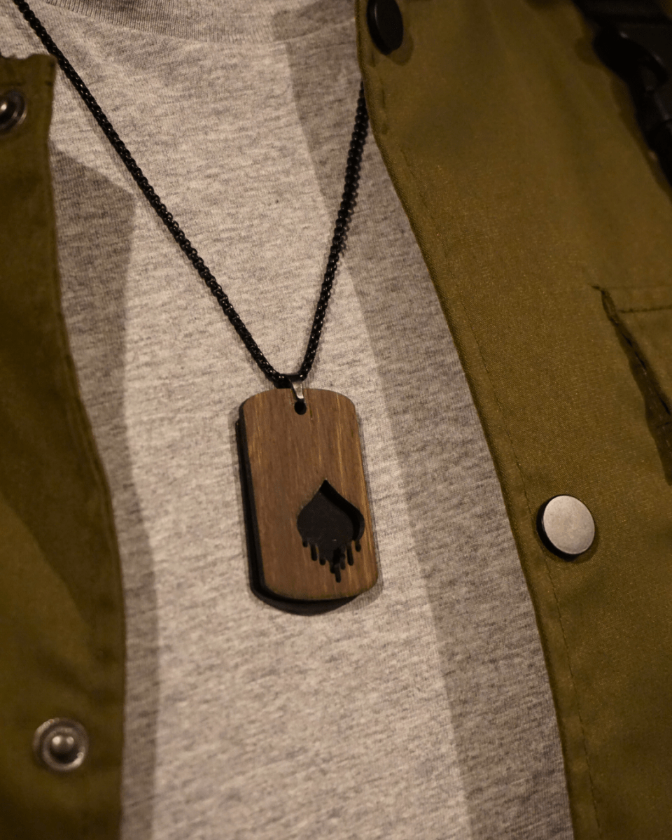 Dogtag - Kette Edelstahl & Holz – Schwarz - wood stud - Holzohrringe - Holzschmuck und mehr