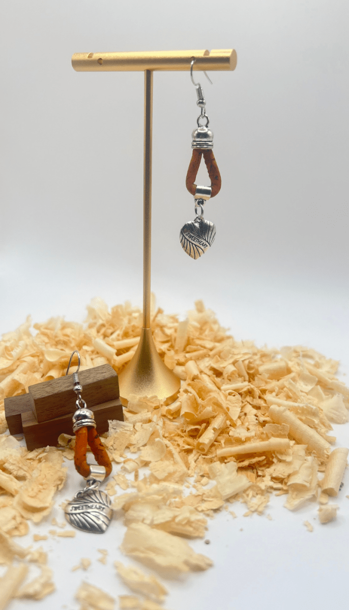 Kork Hängeohrringe amora - wood stud - Holzohrringe - Holzschmuck und mehr