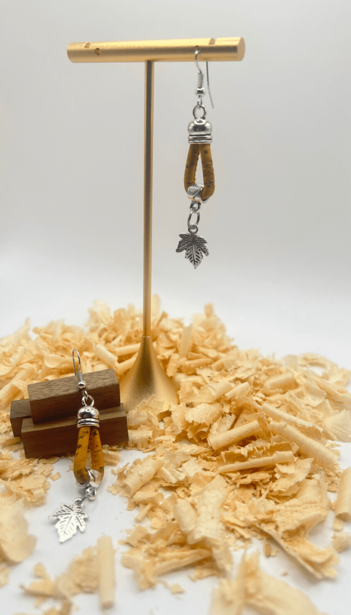 Kork Hängeohrringe elementa - wood stud - Holzohrringe - Holzschmuck und mehr