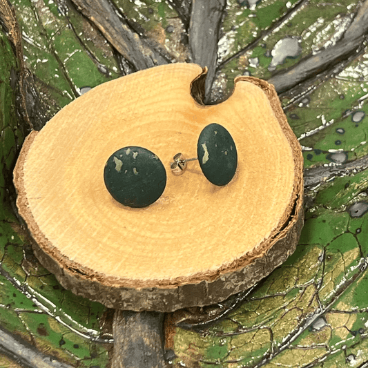 Korkohrstecker Blaugrün - wood stud - Holzohrringe - Holzschmuck und mehr