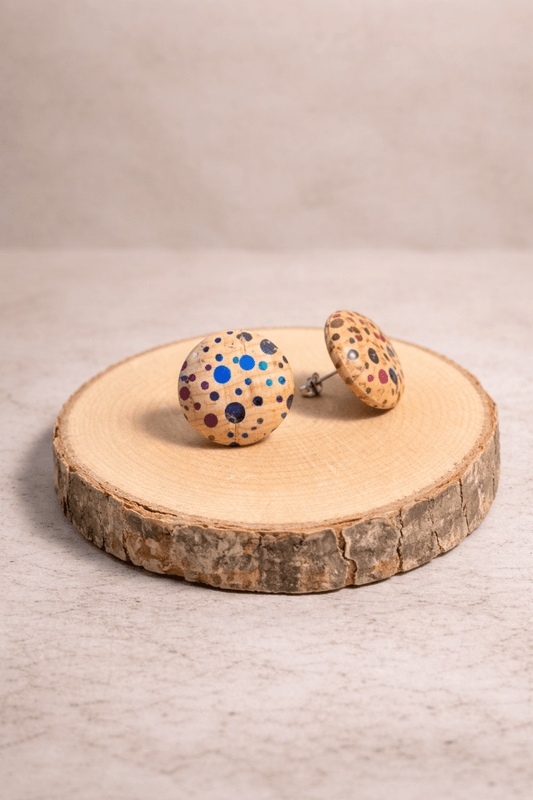Korkohrstecker Bunt gesprenkelt - wood stud - Holzohrringe - Holzschmuck und mehr