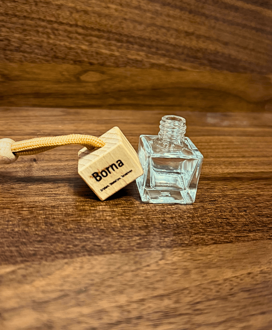 Zirbenöl - Duftanhänger Borna - wood stud - Holzohrringe - Holzschmuck und mehr